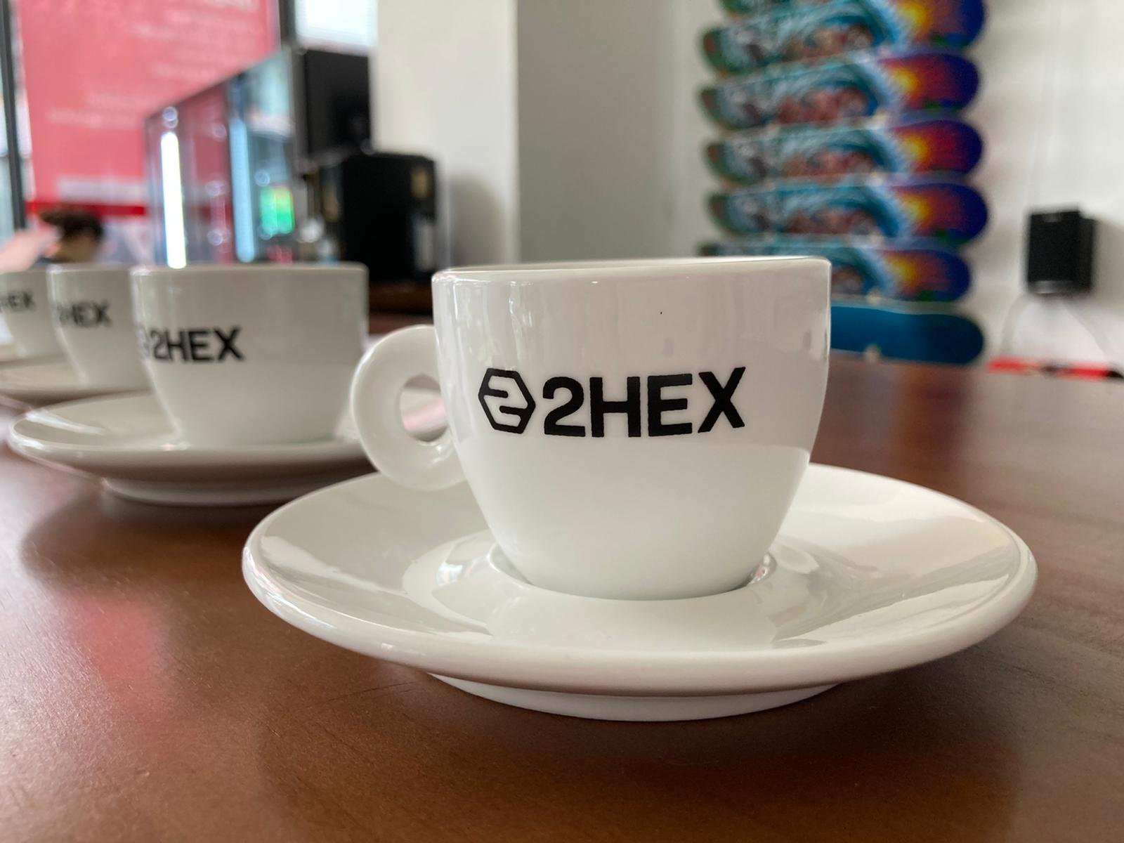 printed 2hex coffee cups