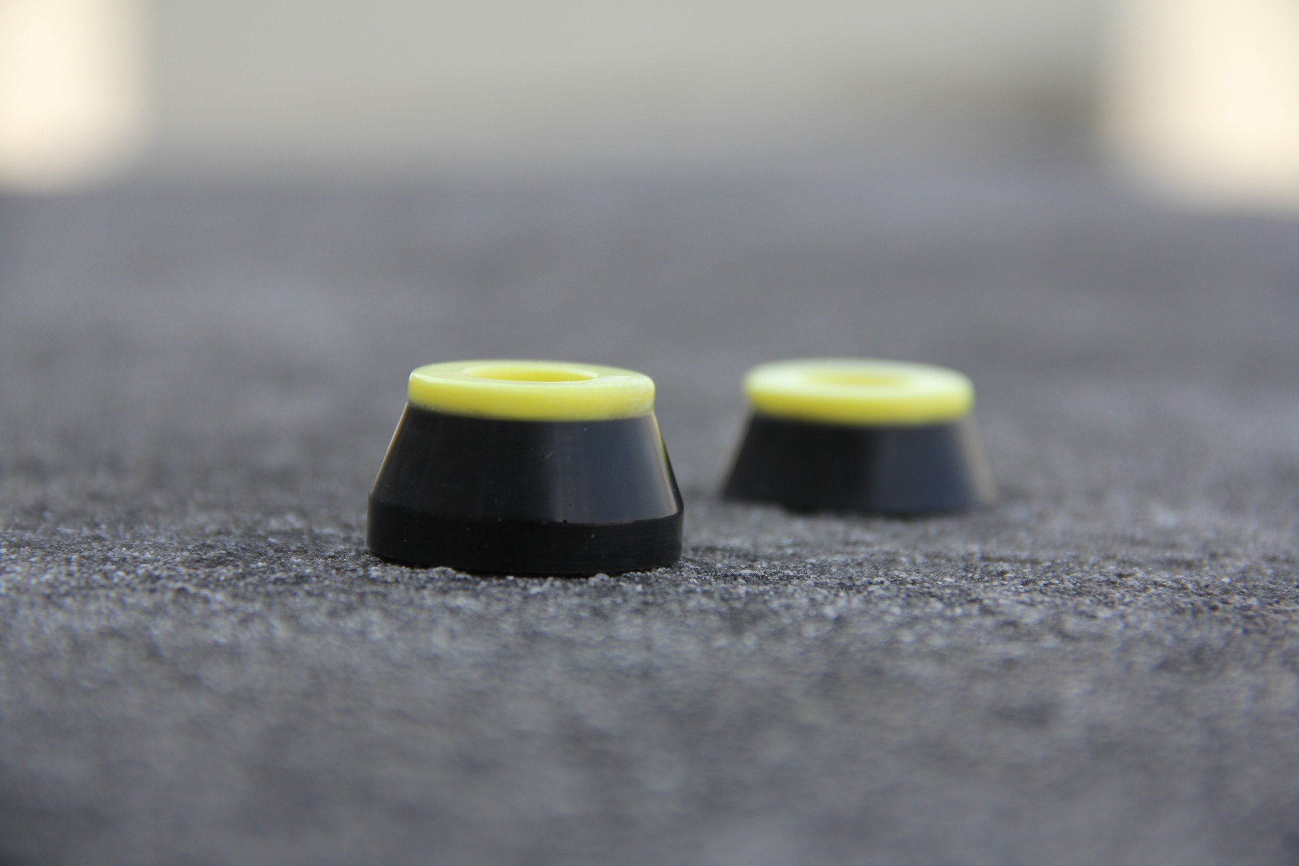 yellow and black pro bushing samples at 2hex