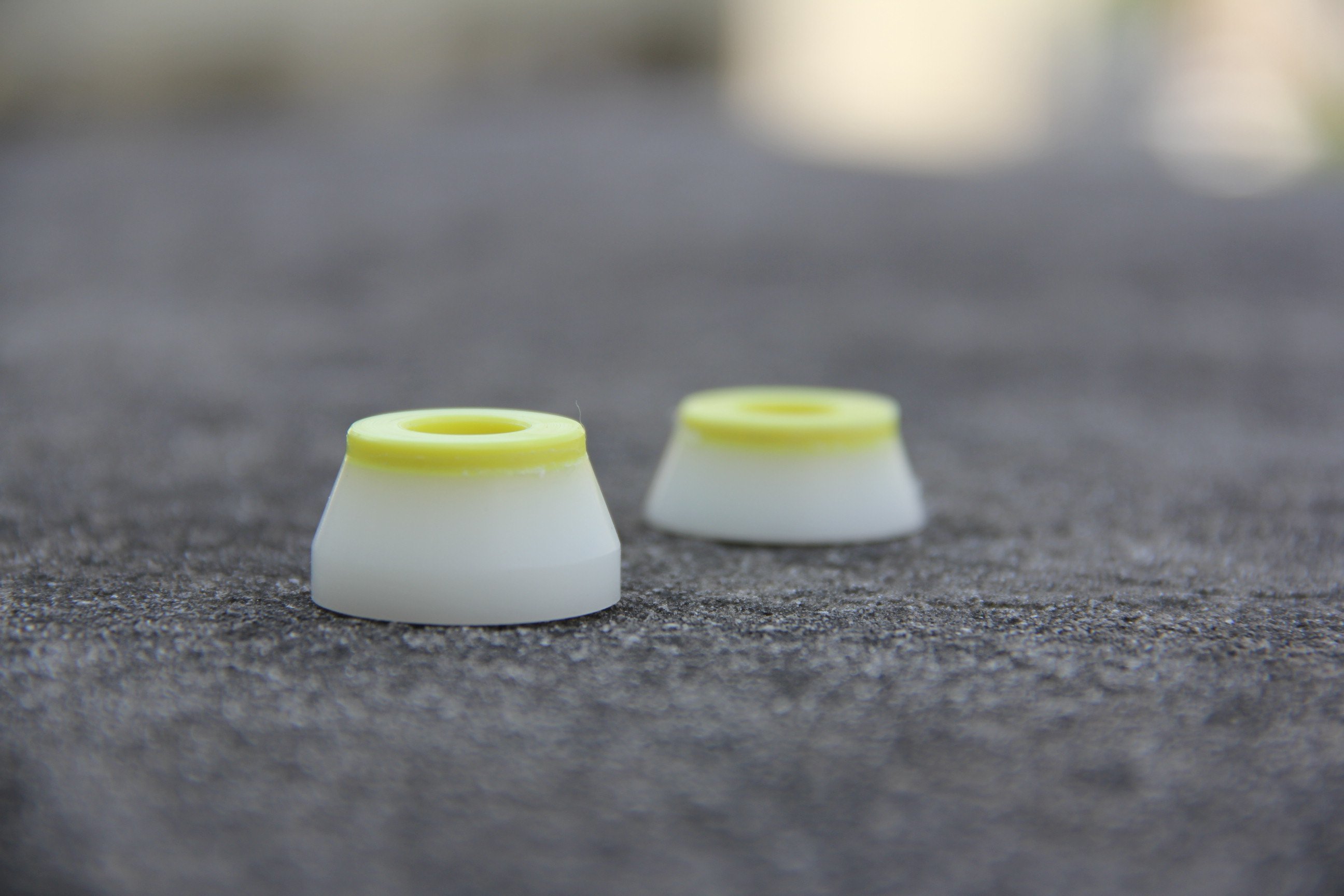 yellow and white pro bushing samples at 2hex