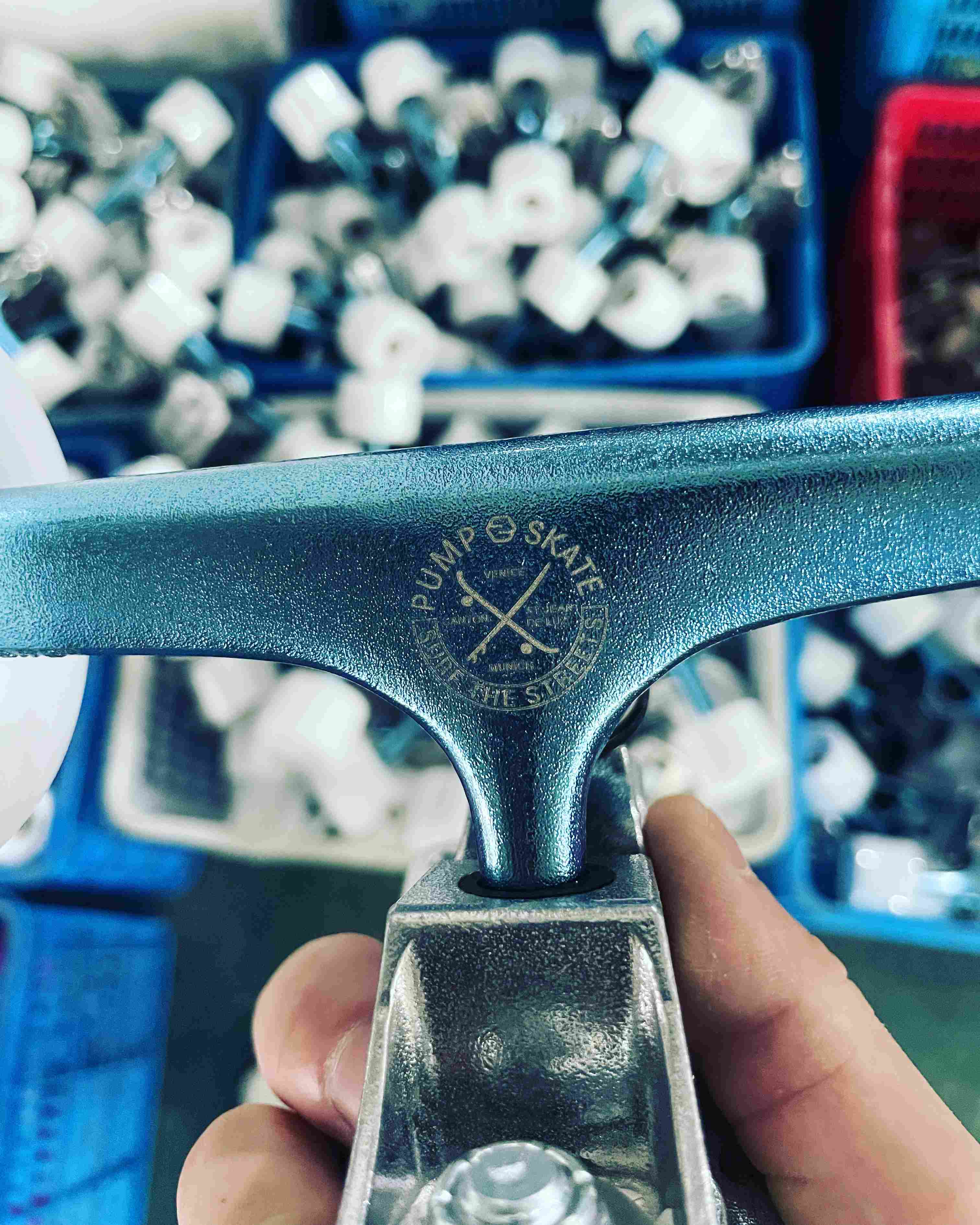 surfskate trucks with laser print